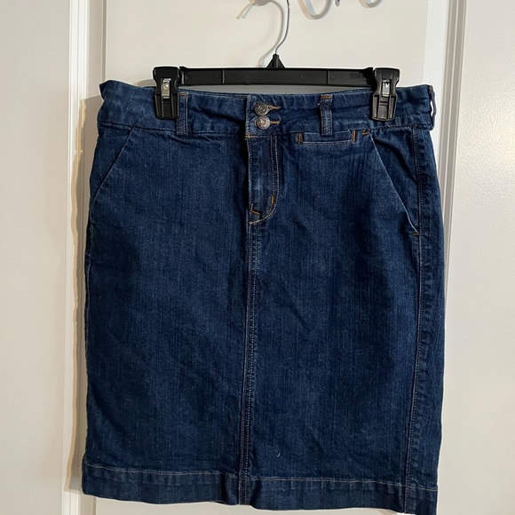 Old Navy Dresses & Skirts - Old Navy Dark Blue Denim Skirt